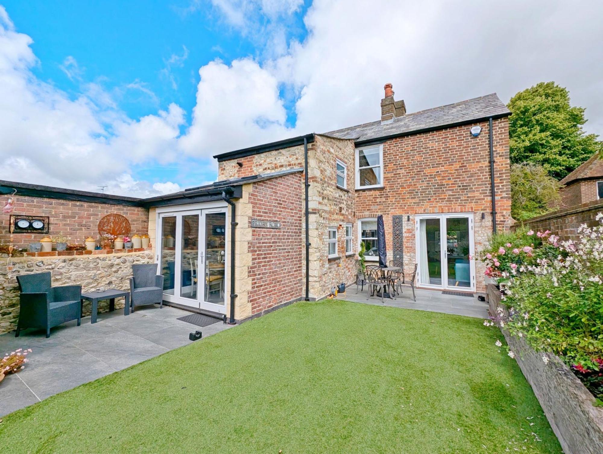 Four Priory Road, Chichester Exterior foto